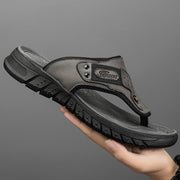 Herrensandalen mit rutschfester Sohle im sportlichen Stil - Óscar