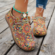 Damen-Schuhe im Vintage-Stil mit farbenfrohem Paisley-Muster