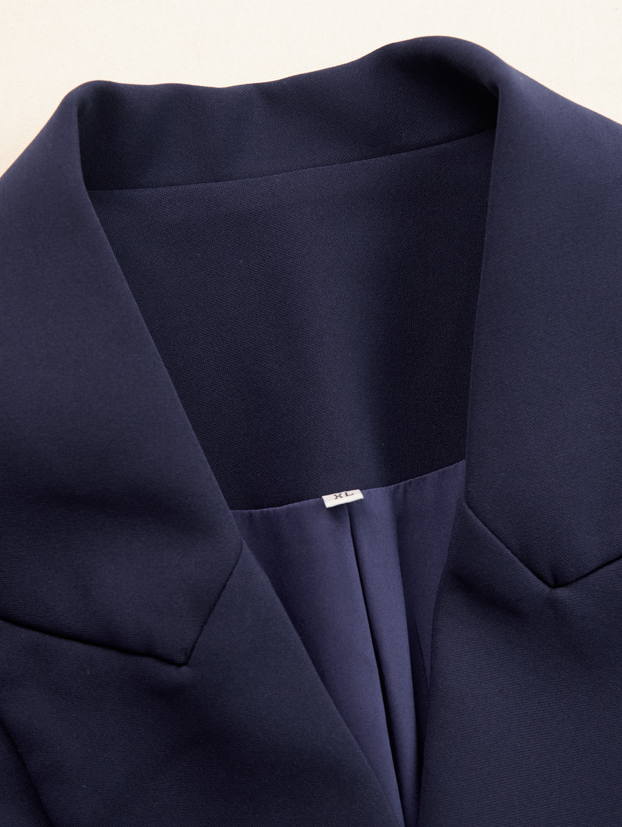 Clara | Damen Blazerkleid klassisch stilvoll getragen