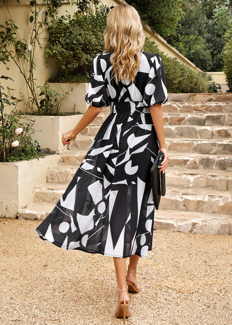 Die violette Kleid