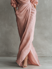 Taylor - Maxi Minimalistische Kleid in Rosa mit V-Ausschnitt aus Leinenmischung für Damen