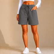 Jynn | Leichte Hohe Taille-Sommershorts mit Taschen