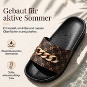 Jorish | Monogramm-Sommerpantoletten mit Kettendetail