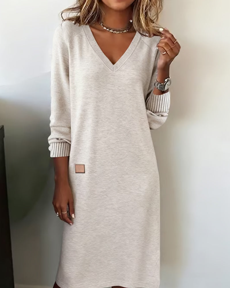 Albina™ – Wärme, Stil und Weiblichkeit in Einem Strickkleid