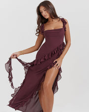Elegantes One-Shoulder-Abendkleid mit Rüschen und hohem Schlitz