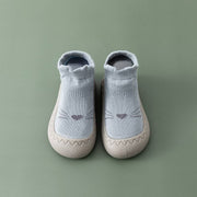 Bequeme Slip-On Kindersockschuhe - HappySteps