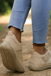 Aleera Sneakers | Beige