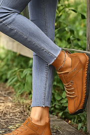 Aleera Sneakers | Braun