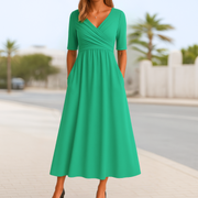 Monique | Kurzärmliges Crossover-Kleid