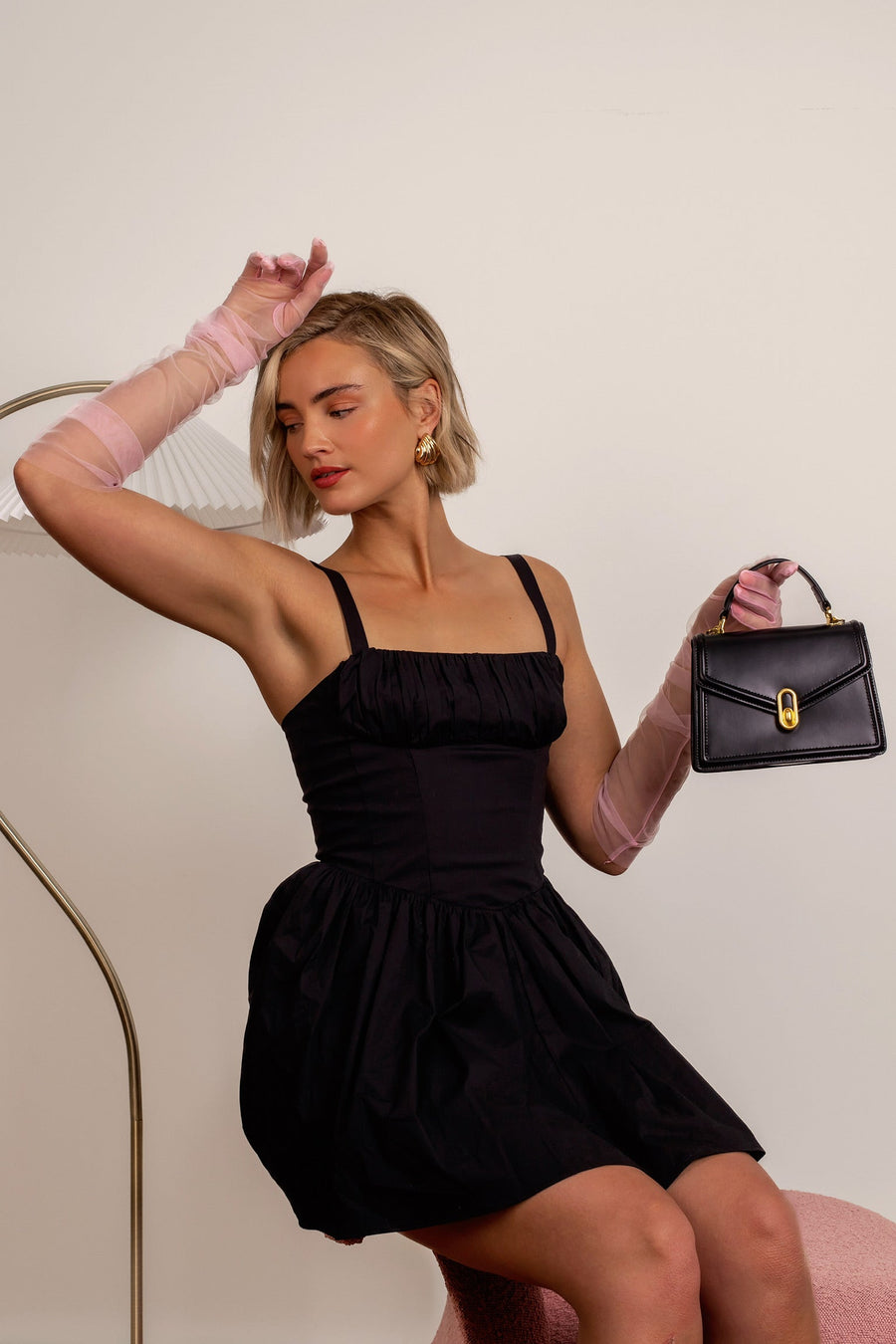 Elena | Strukturierte Damenhandtasche mit Top-Handle & goldfarbenem Verschluss – Elegante City-Bag