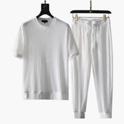 Männer Plissee Zweiteiler mit Rundhals T-Shirt und Jogginghose
