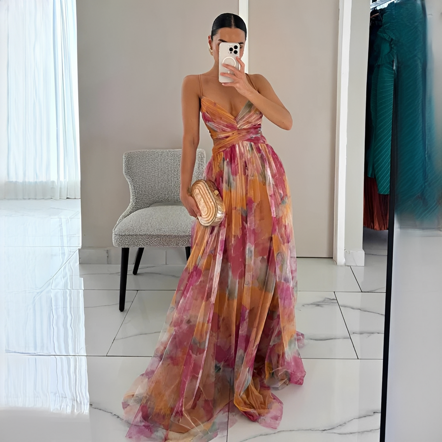 Lucinda - Elegantes und fließendes Maxikleid