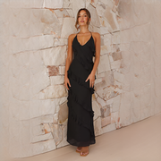 Latresia - Modern und Elegant: Neckholder-Kleid