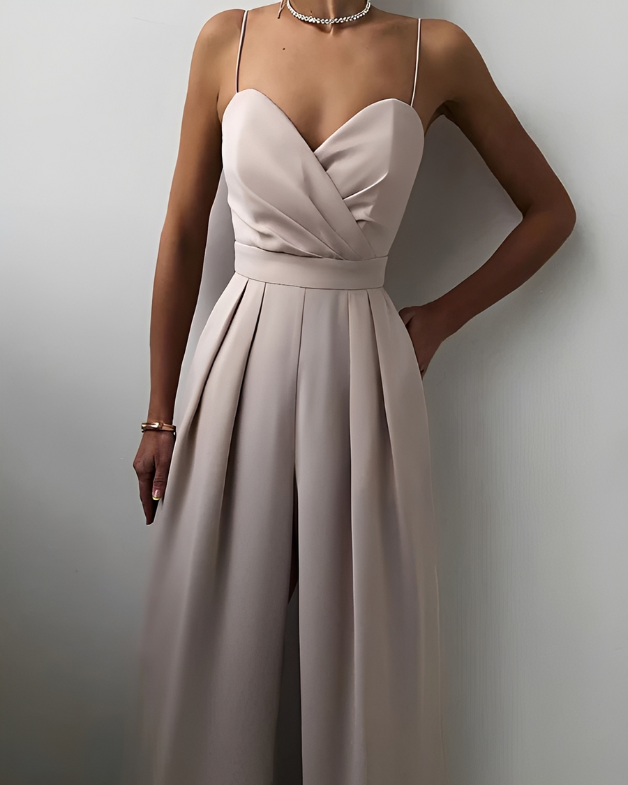 Rebecca - Eleganter und Stilvoller Einteiler