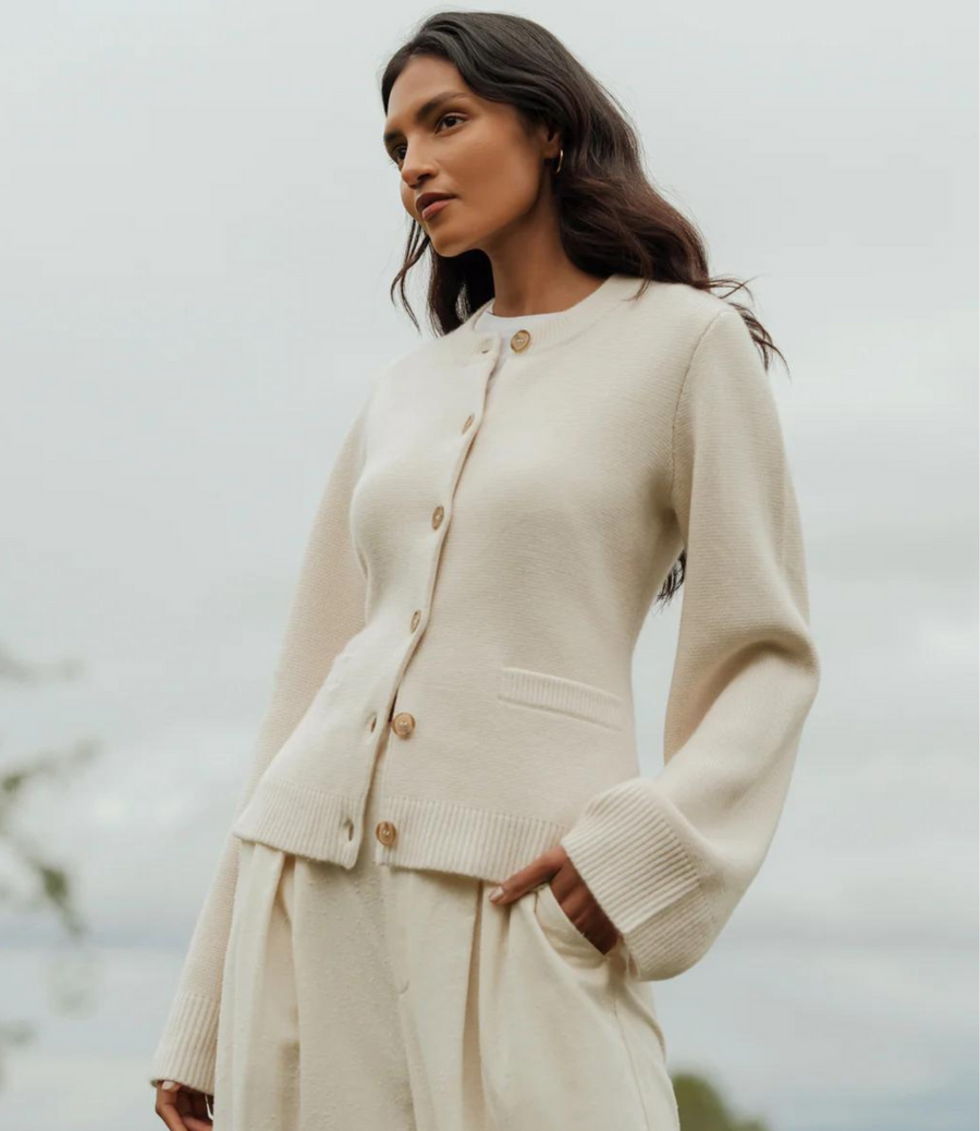 Lea | Stilvolle Strickjacke für Damen