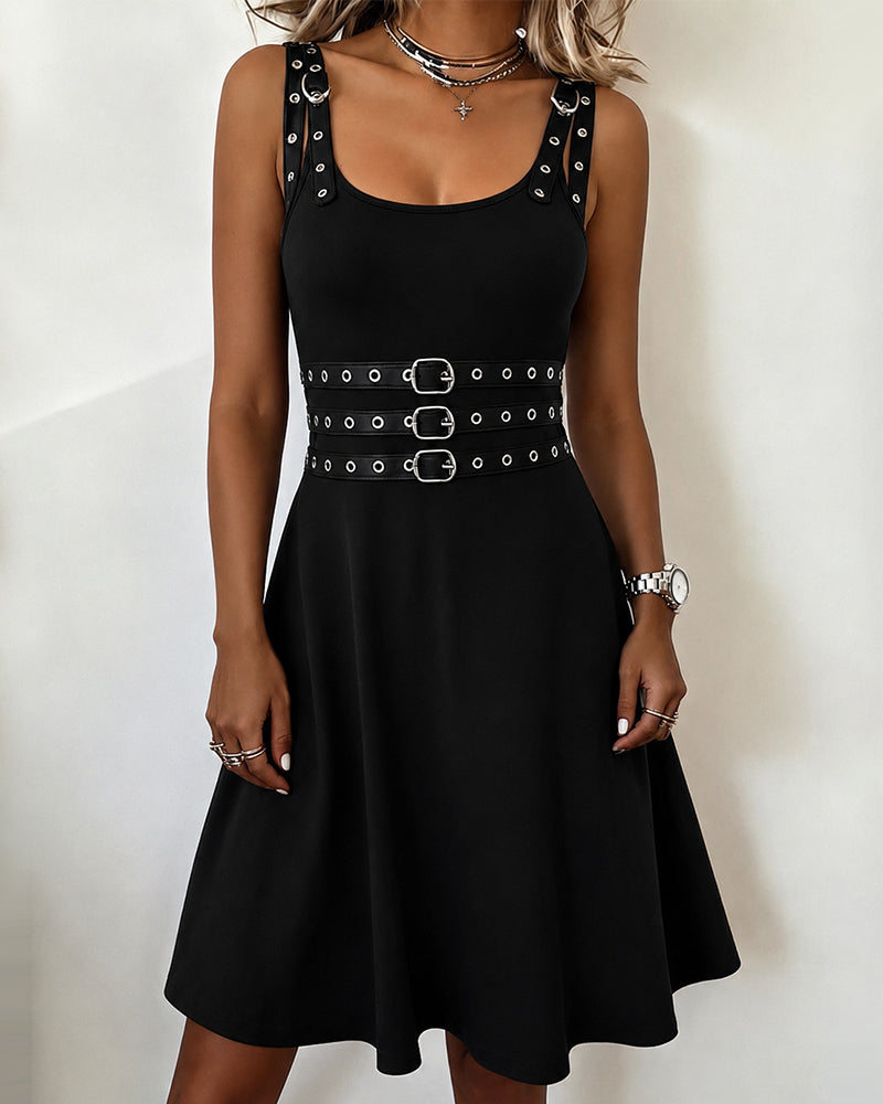Cirella | Ärmelloses Fit-and-Flare-Kleid mit Schnallendetails