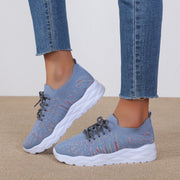 Atmungsaktive Damen-Turnschuhe aus Stoff mit sportlicher Sohle - Eloísa