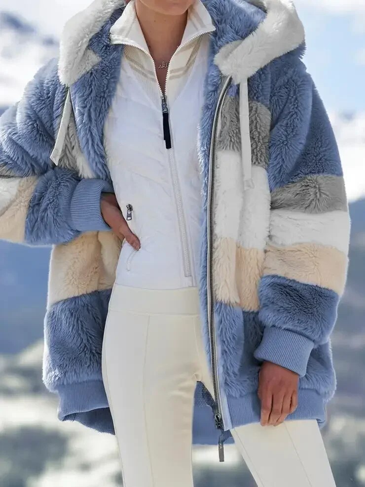Andrea | Winterjacke mit Kapuze und Reißverschluss