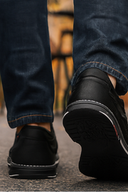 Bertholdt Eleganter Herrenschuh für Alltag & Komfort | Schwarz