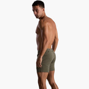 Gestreifte Shorts mit Kordelzug - für Herren im Sommerstil