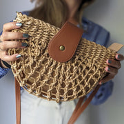 Geflochtene Strohtasche – Veganer Lederhenkel, Sommertasche