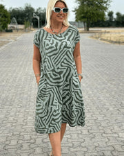 Nelia | Sommerkleid mit Rundhalsausschnitt und schönem Print