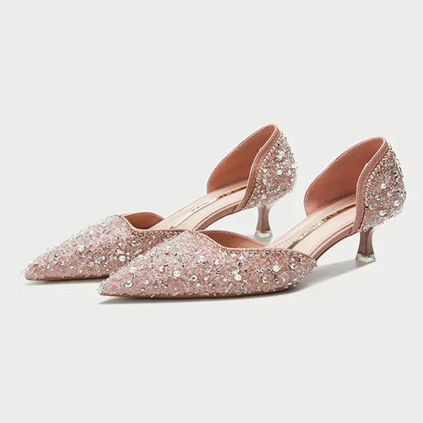 Heidi-Mode | Stilvolle Schuhe mit Spitzer Zehe und Mittlerem Absatz mit Glitzeroberfläche