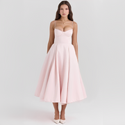 Zendaya - Stilvolles Kleid mit doppelter Schicht