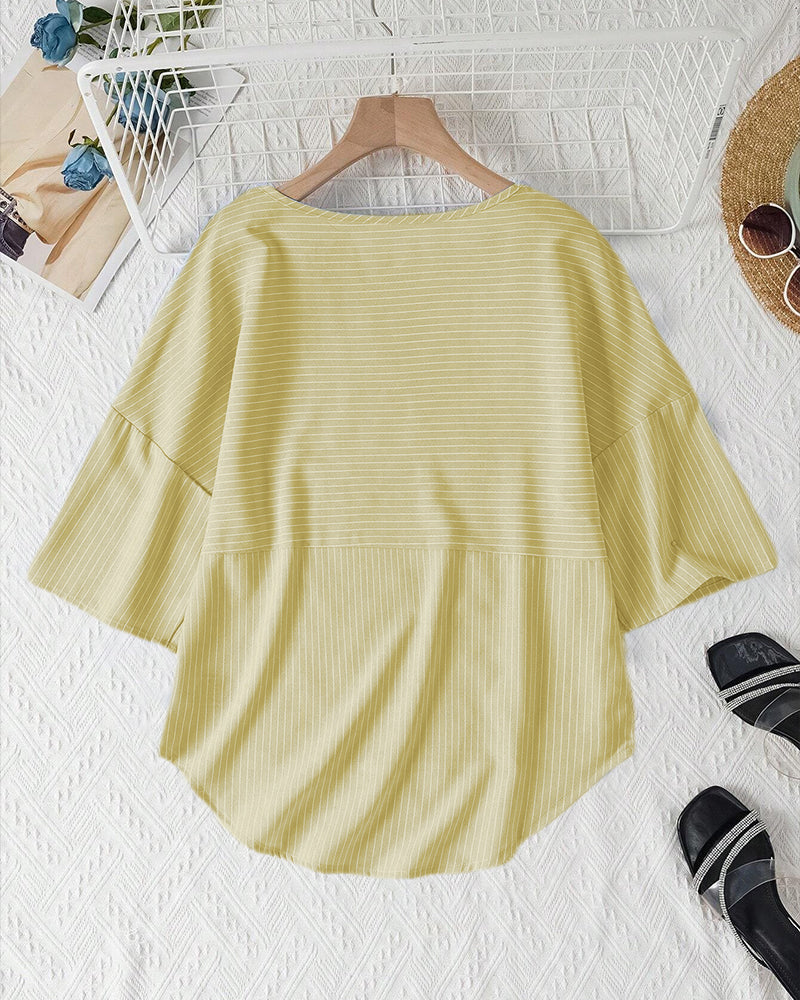 Abigail - Lässige, gestreifte Bluse mit lockerer Passform und Knopfleiste für Damen | Gestreifte Bluse mit Rundhalsausschnitt und halblangen Ärmeln