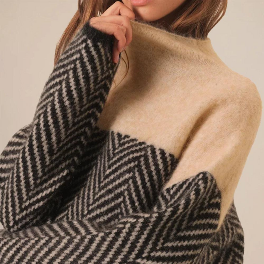 Chevron Luxe | Stylischer Rollkragenpullover Damen