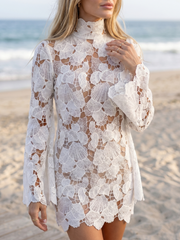 Izmane | Langärmliges Minikleid aus Blumenspitze