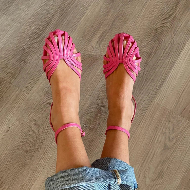FLACHE GEFLOCHTENE SANDALEN