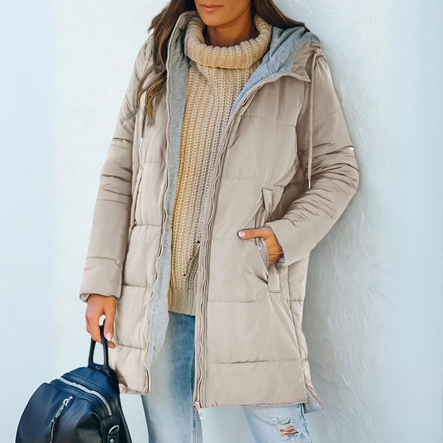 Nila™ - Lässige Daunenjacke mit Kapuze