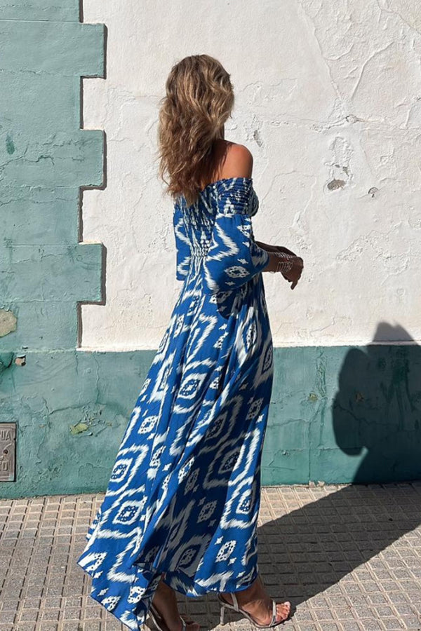 Langes Kleid mit Ethnischer Druck und Off-Shoulder – Bereit für den Urlaub