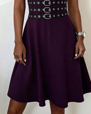 Cirella | Ärmelloses Fit-and-Flare-Kleid mit Schnallendetails