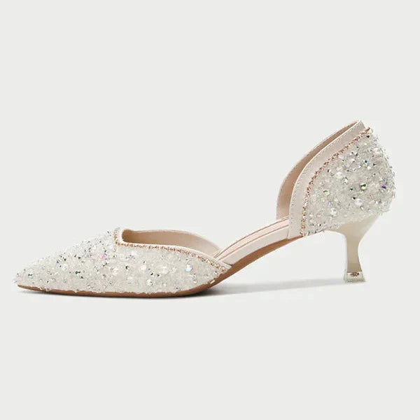 Heidi-Mode | Stilvolle Schuhe mit Spitzer Zehe und Mittlerem Absatz mit Glitzeroberfläche