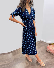 Daniela | Feminines Kleid mit Punktmuster