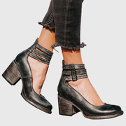 Helene | Damen Schnallenriemen Blockabsatz Stiefel