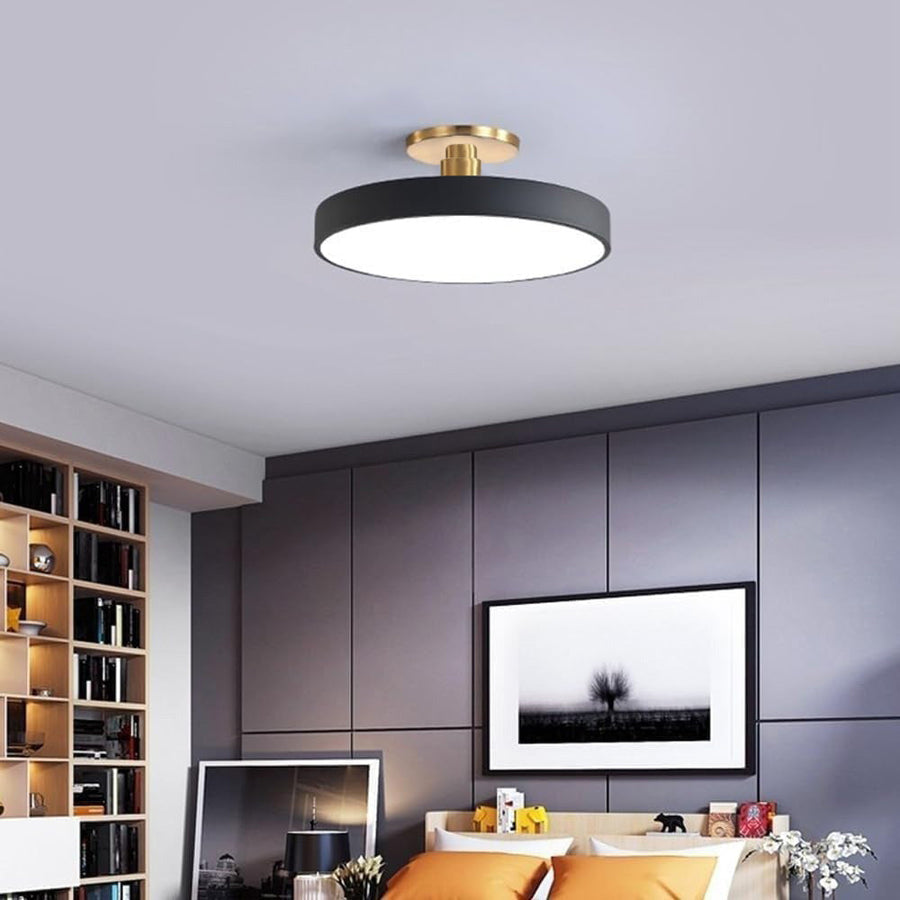 LuxLume | Moderne LED-Deckenleuchte mit edlen Goldakzenten
