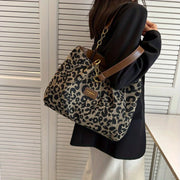 Damenhandtasche mit Animalprint