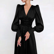 Tailliertes Satin-Kleid mit Ballonärmeln – Elegantes Abendkleid