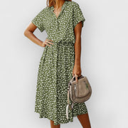 April | Schickes Bequemes Kleid