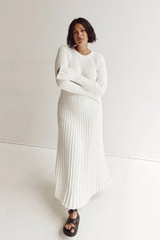 Elodie | Strick-Midikleid mit Rundhalsausschnitt
