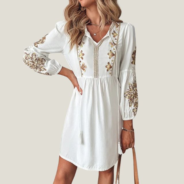 Elegantes | Besticktes Langarmkleid mit Schnürdetail für dich