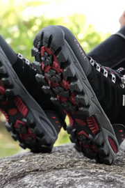 Amelio Innovative Wanderschuhe | Schwarz Rot