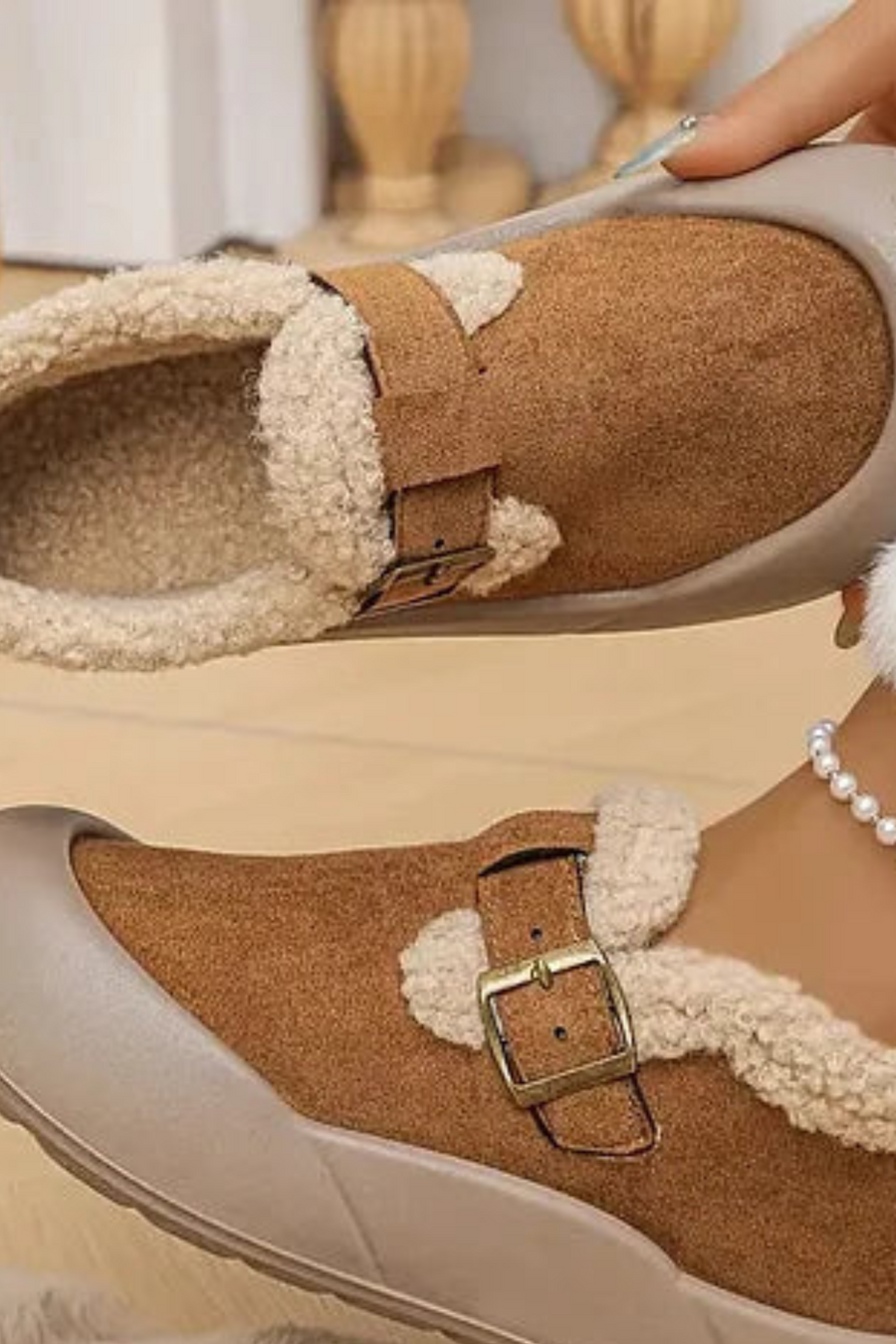 Ivory Bequeme Schuhe mit Fleecefutter | Khaki