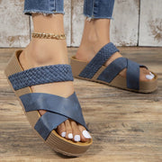 Ariana | Geflochtene Plateausandalen mit orthopädischem Komfort