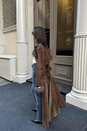 Galatea Trenchcoat – Langer Damen Trenchcoat aus Veganem Wildleder