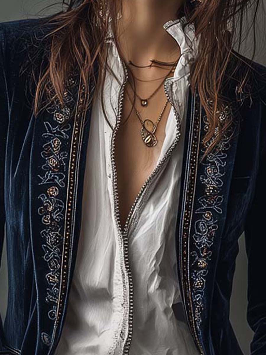 FEDERICA | LANGE VINTAGE-JACKE AUS MARINEBLAUEM SAMT MIT STICKEREIEN