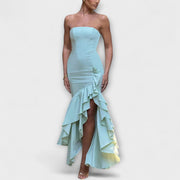 Zuri - Asymmetrisches Off-Shoulder Maxi-Kleid in Slim Fit